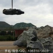產(chǎn)地大量批發(fā)各規(guī)格景觀太湖石 太湖石裝車圖